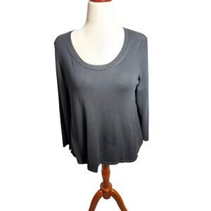 Eileen Fisher silk blend scoop neck black long sleeve sweater back pleat Sz Med